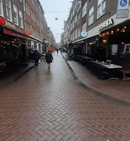 Charlotte, Not For Parties, Not A Hotel, Room With Shared Bathroom, No Kitchen Amsterdam Ngoại thất bức ảnh