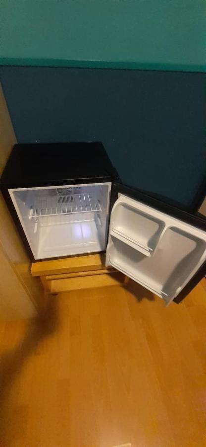 Charlotte, Not For Parties, Not A Hotel, Room With Shared Bathroom, No Kitchen Amsterdam Ngoại thất bức ảnh
